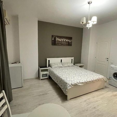 Centru Charming New Apartament Piata Universitate Lägenhet Bukarest Exteriör bild